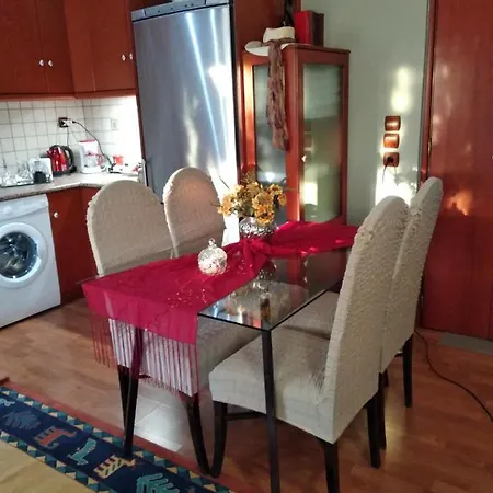 House In The Village Fotolívos