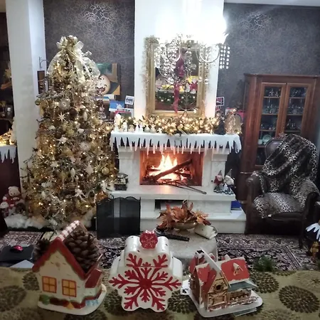 House In The Village Apartman *