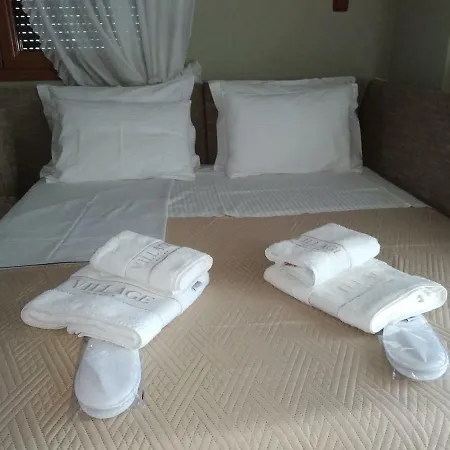 House In The Village Apartmán *