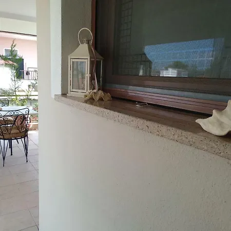 House In The Village Apartmán *