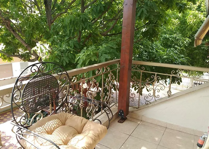House In The Village Διαμέρισμα *