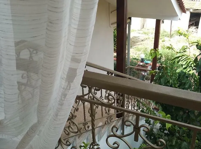 Διαμέρισμα House In The Village Fotolívos